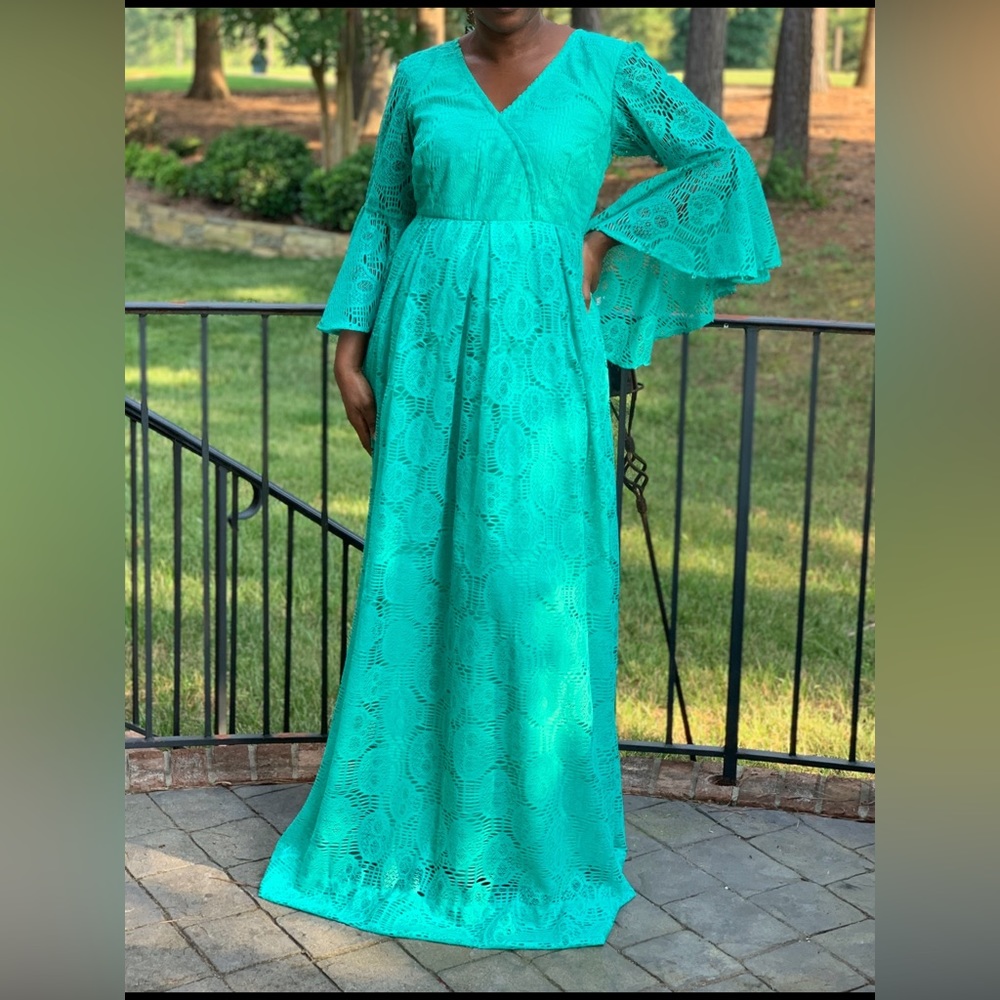 Green Lace Dentelle Bell Sleeve Maxi Dress